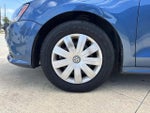 2016 Jetta Thumbnail 5