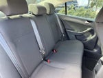 2016 Jetta Thumbnail 10