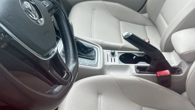2015 Volkswagen Golf TDI S