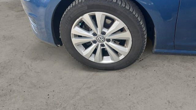 2015 Volkswagen Golf TDI S