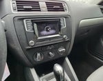 2017 Jetta Thumbnail 10