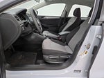 2017 Jetta Thumbnail 11