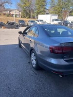 2017 Jetta Thumbnail 4