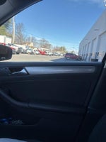 2017 Jetta Thumbnail 14