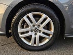 2017 Jetta Thumbnail 10