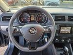 2017 Jetta Thumbnail 15