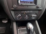 2017 Jetta Thumbnail 16