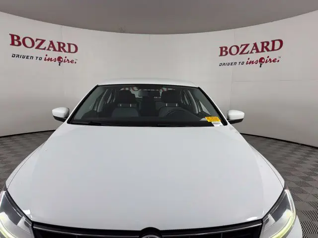 2018 Volkswagen Jetta - $9,000
