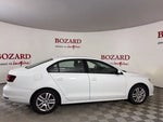 2018 Jetta Thumbnail 19