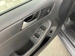 2015 Jetta Thumbnail 16