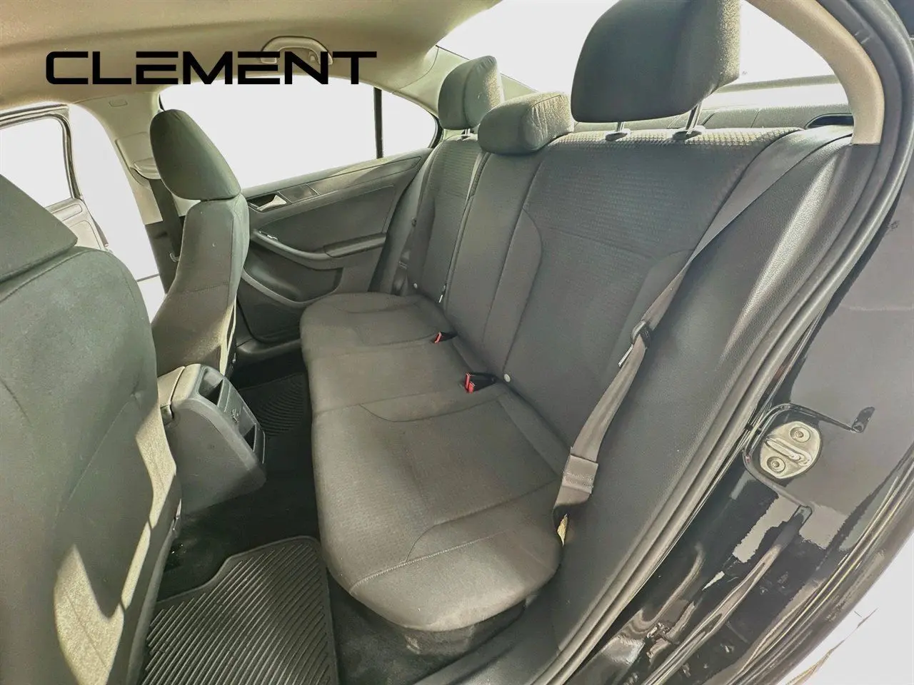 2015 Volkswagen Jetta - $8,356