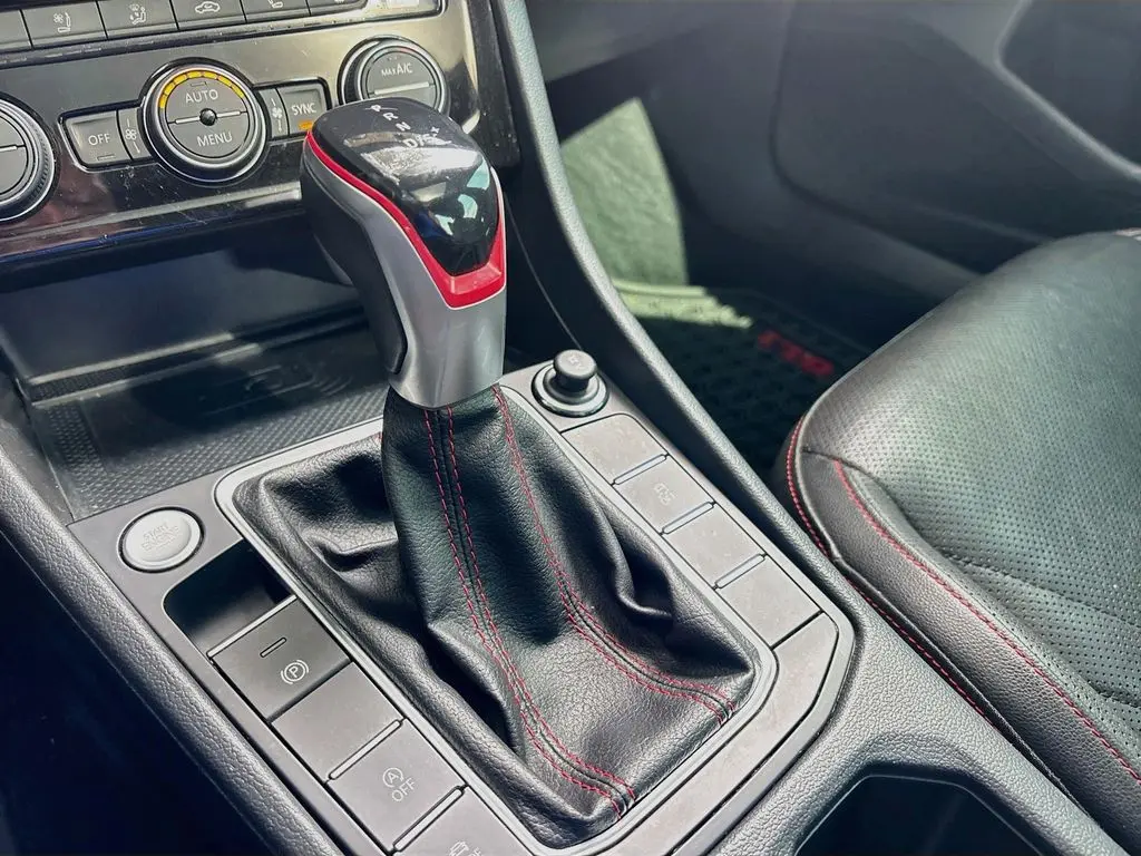 2022 Volkswagen GLI - $14,995
