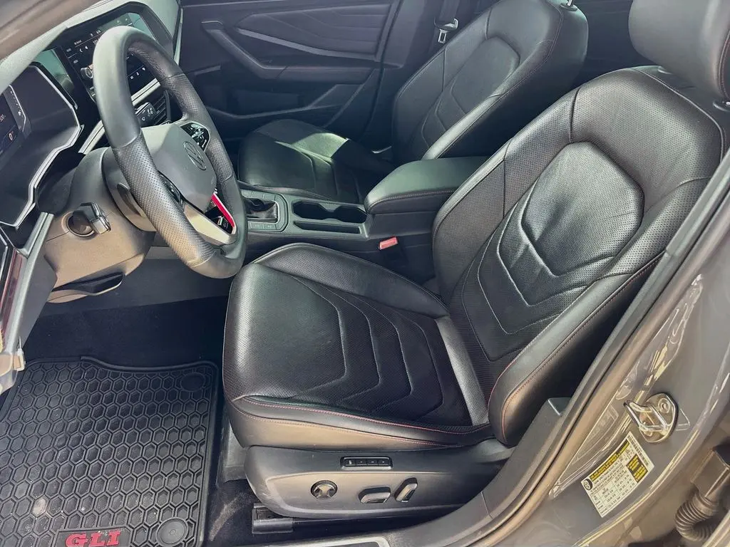 2022 Volkswagen GLI - $14,995