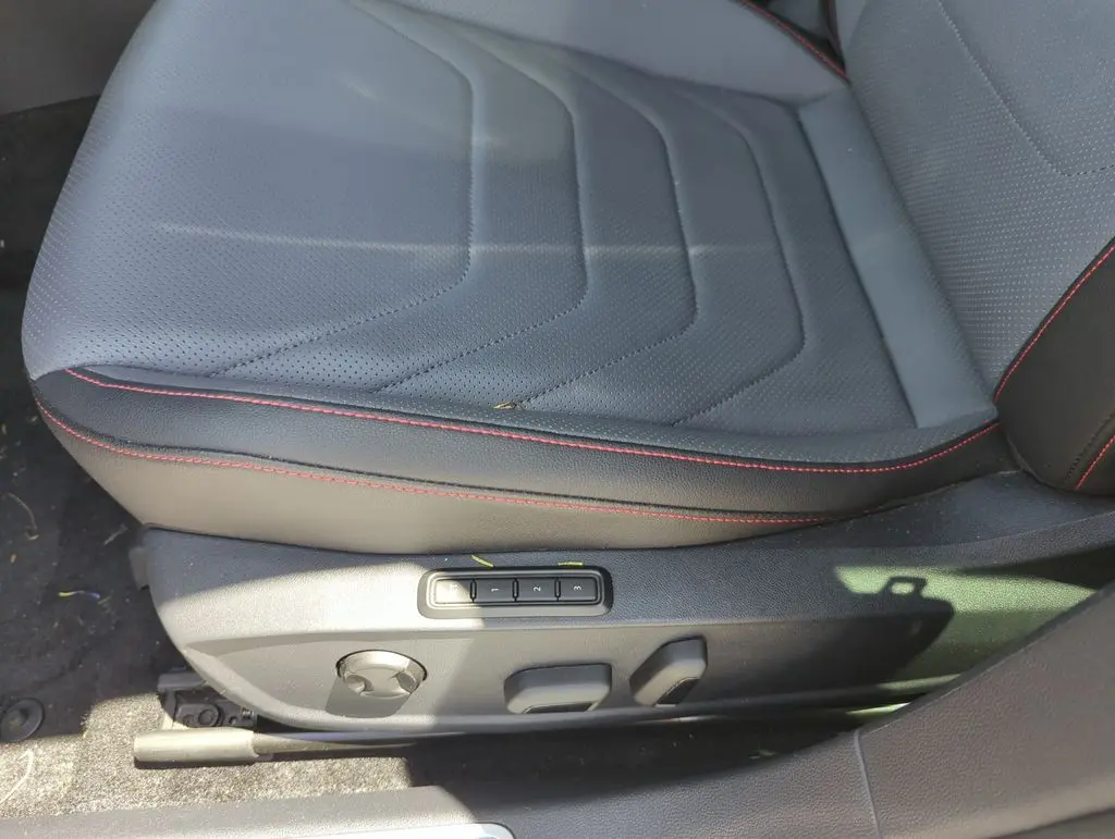 2025 Volkswagen GLI - $26,990