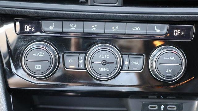 2022 Volkswagen Jetta GLI Autobahn