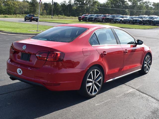 2012 Volkswagen Jetta - $8,175