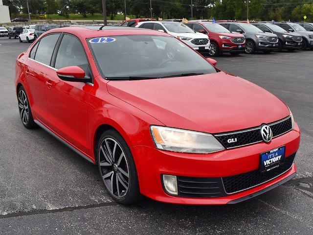 2012 Volkswagen Jetta - $8,175