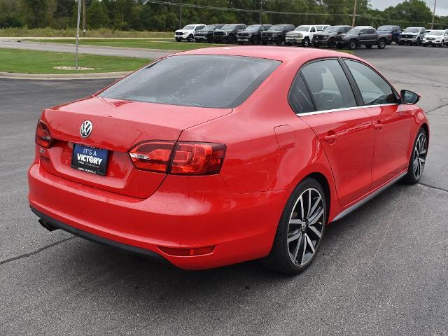 2012 Volkswagen Jetta - $8,175