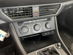 2023 Jetta Thumbnail 18