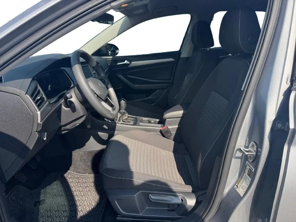 2023 Volkswagen Jetta - $13,590
