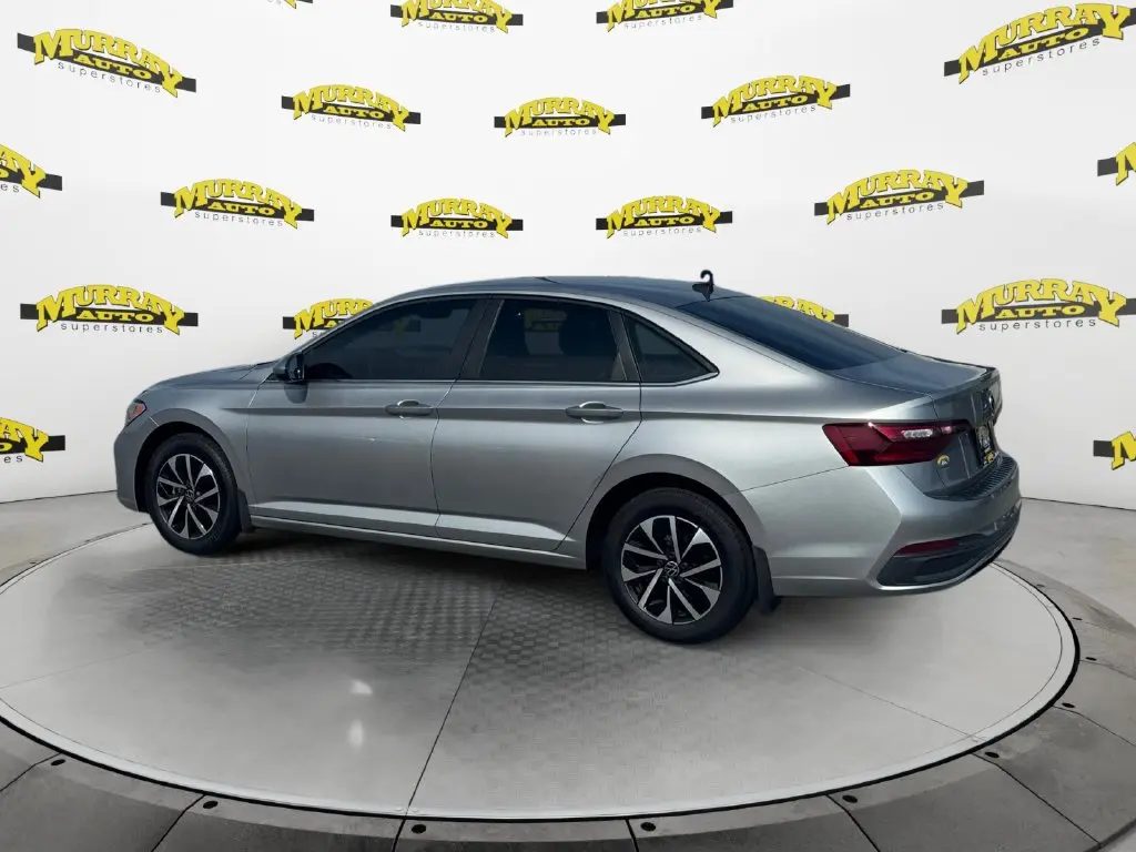 2023 Volkswagen Jetta - $13,590