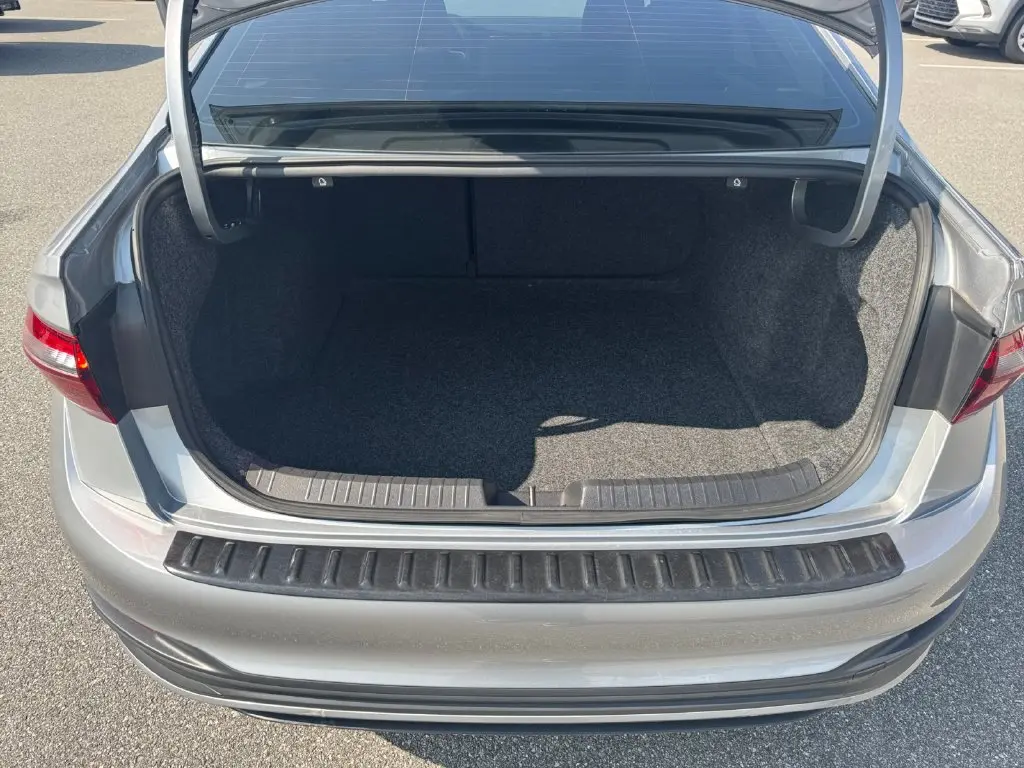 2023 Volkswagen Jetta - $13,590