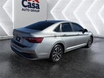 2023 Jetta Thumbnail 30