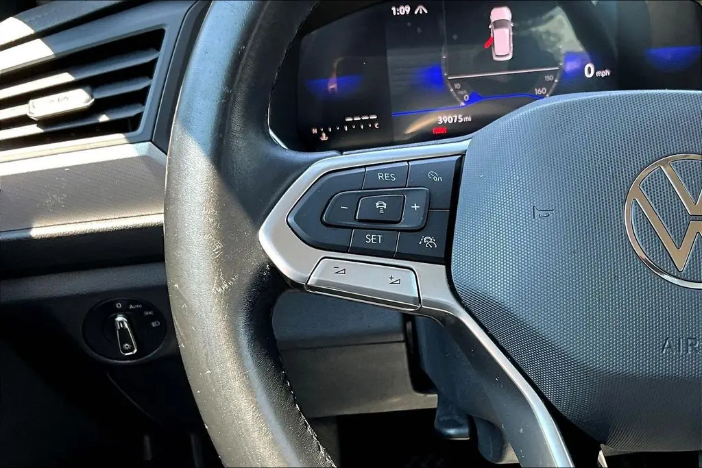 2023 Volkswagen Jetta - $18,750