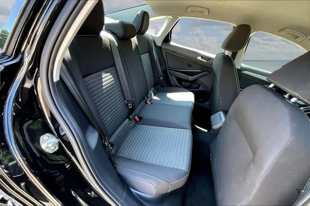 2023 Volkswagen Jetta - $18,750