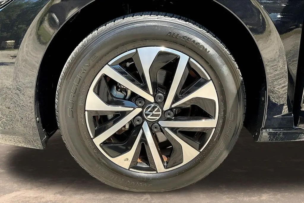 2023 Volkswagen Jetta - $18,750