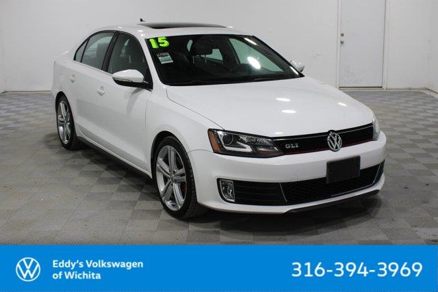 2015 Volkswagen Jetta - $13,998