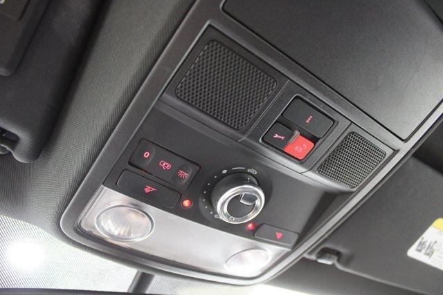 2015 Volkswagen Jetta - $13,998