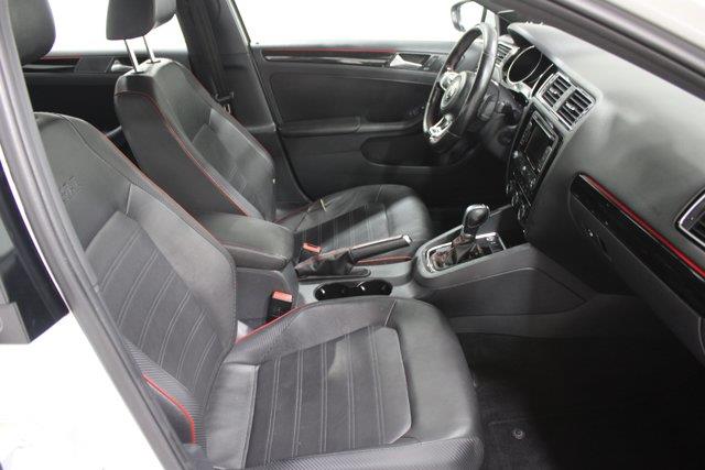 2015 Volkswagen Jetta - $13,998