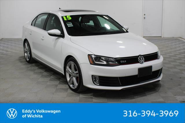 2015 Volkswagen Jetta - $13,992