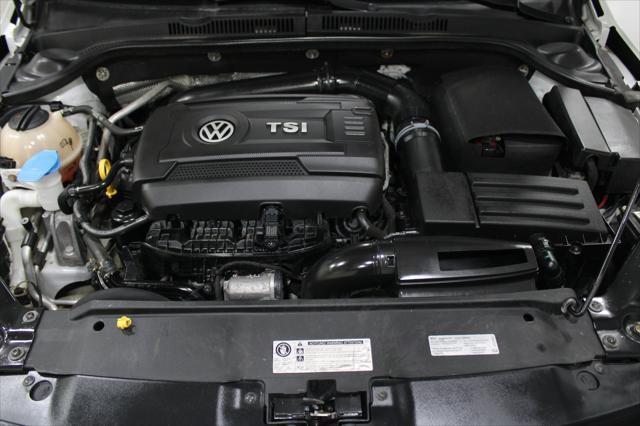 2015 Volkswagen Jetta - $13,992