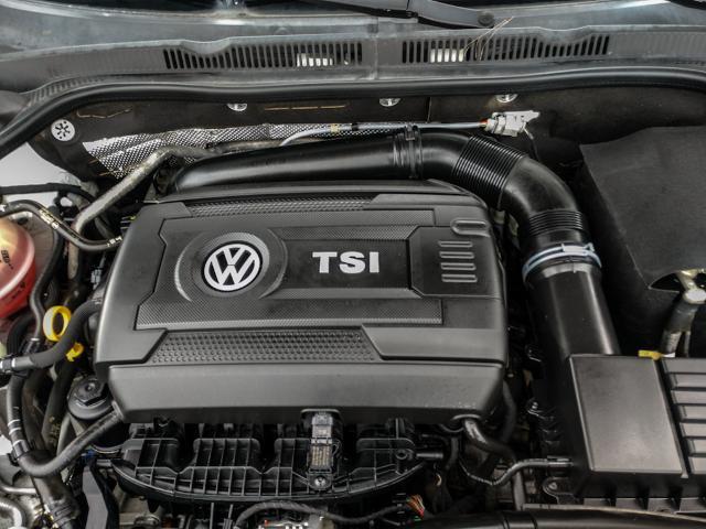 2017 Volkswagen Jetta - $11,325