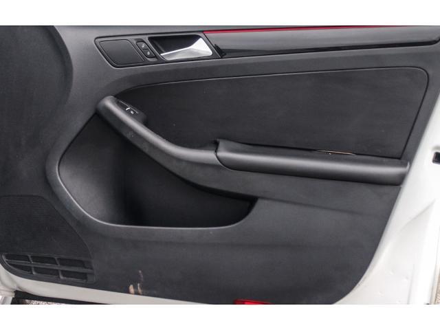 2017 Volkswagen Jetta - $11,325