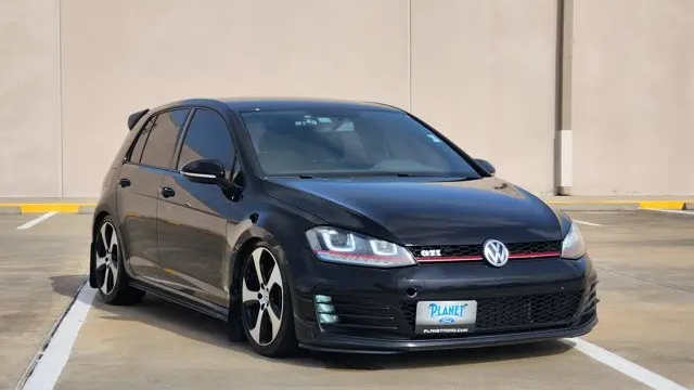 2017 Volkswagen Golf GTI S