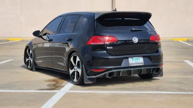 2017 Volkswagen Golf GTI S