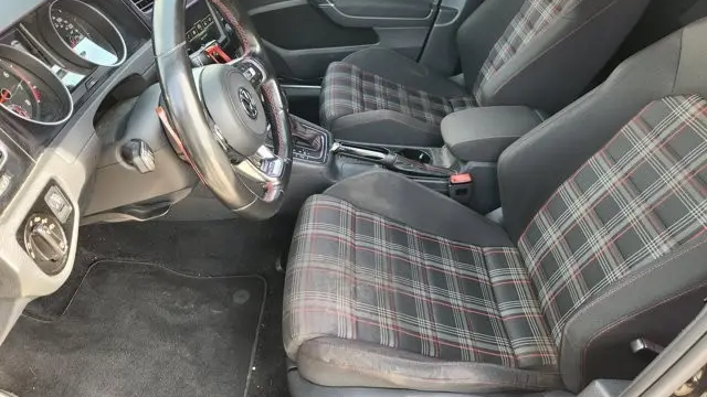 2017 Volkswagen Golf GTI S
