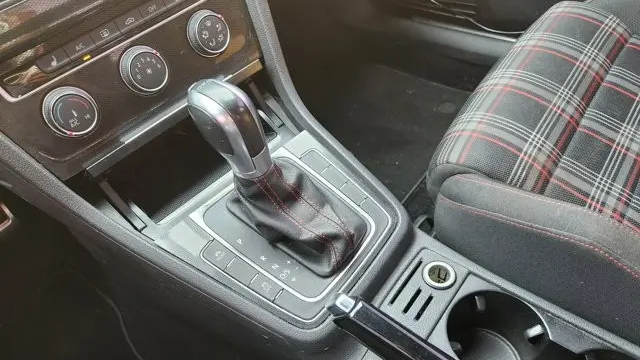 2017 Volkswagen Golf GTI S