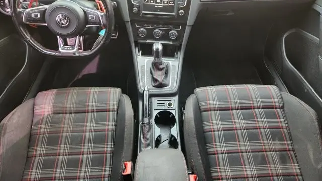 2017 Volkswagen Golf GTI S