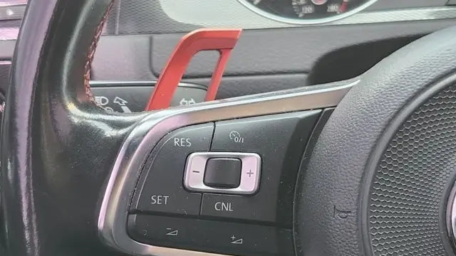 2017 Volkswagen Golf GTI S