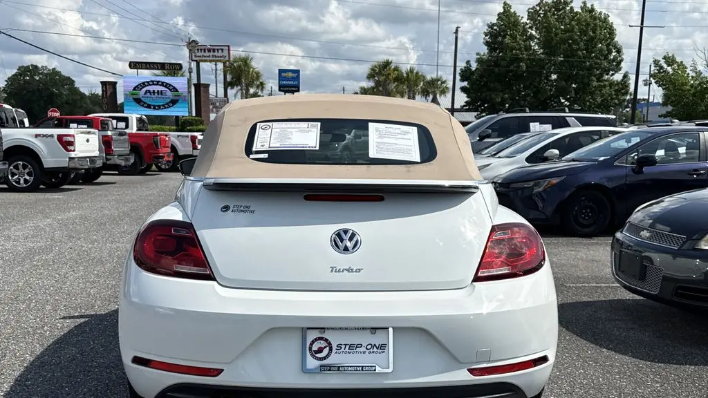 2017 Volkswagen Beetle Convertible 1.8T S