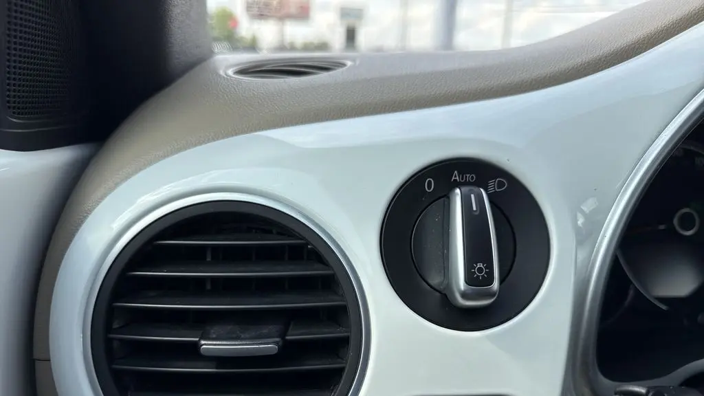 2017 Volkswagen Beetle Convertible 1.8T S