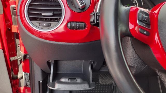 2015 Volkswagen Beetle - $13,998