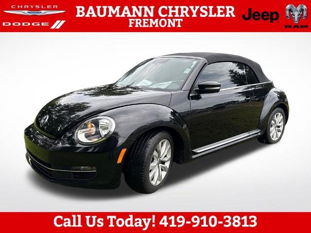 2015 Volkswagen Beetle Convertible TDI — photo 1 of 12