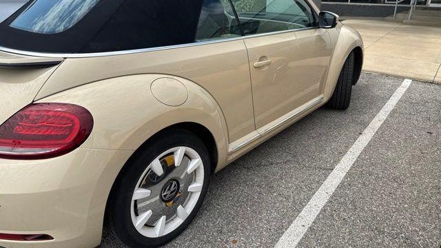 2019 Volkswagen Beetle Convertible 2.0T S