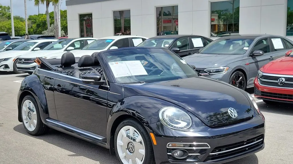 2019 Volkswagen Beetle Convertible 2.0T S