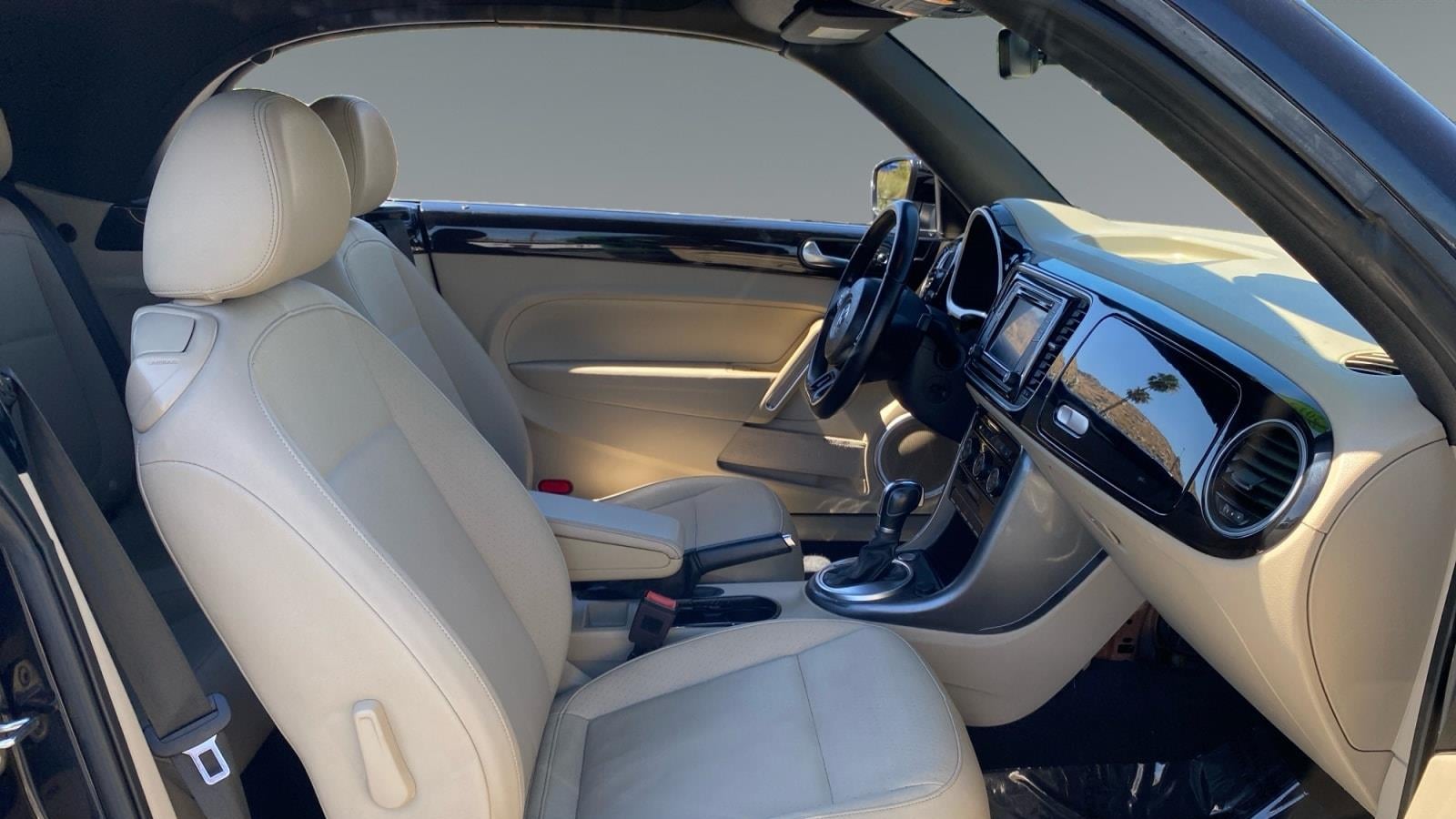 2019 Volkswagen Beetle Convertible 2.0T S